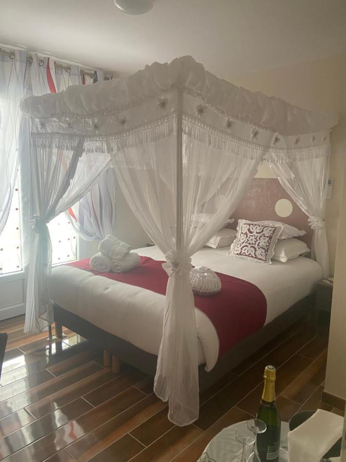 Esprit Etape Bed & Breakfast Saint-Barthélemy-de-Vals Exterior foto